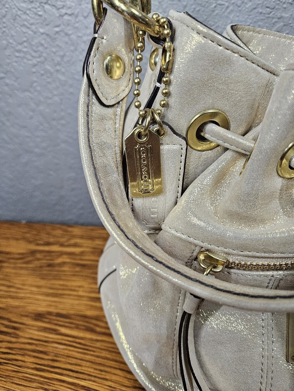 Coach Poppy Gold Shimmer Cinch Bucket Bag - Picture 3 of 16